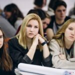 Студенты